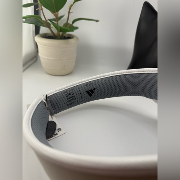 Adidas Women's Tan Visor with Climacool - Picture 6 of 7